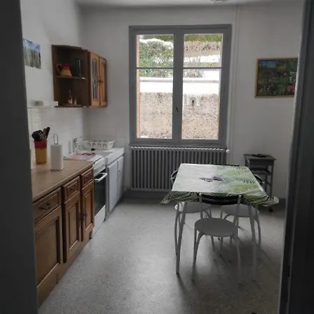 Iris, Saint Antoine, Orcival, Entre Sancy Et Volcans D'auvergne Apartamento